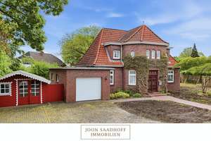 Sanierungsbedürftige, historische Stadtvilla in exklusiver Lage in Aurich – Die vollständige Adresse der Immobilie erhältst du vom Anbieter., 26603 Aurich – Vorschaubild 1