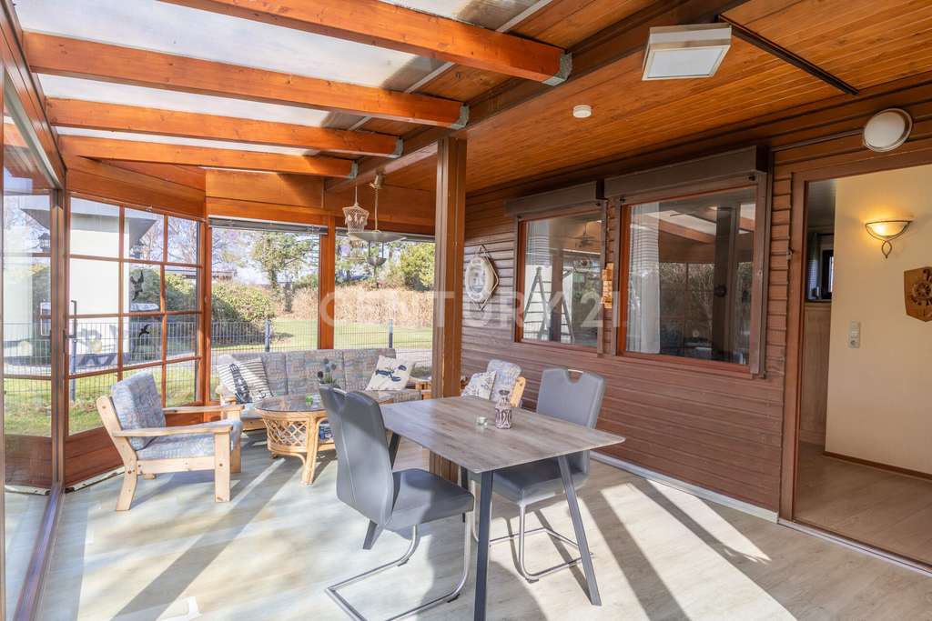 Immobilie in Hohenfelde - Wochenendhaus mit Wintergarten, Natur und Ostseenähe - Bild 3