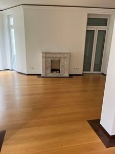 Großzügige Vierraumwohnung in Altbau  in Bad Nauheim