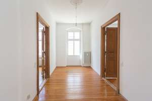 Altbau-Juwel mit Seltenheitswert: Klassischer Charme trifft maximale Gestaltungsfreiheit – Wilmersdorfer Straße 106, 10629 Charlottenburg, Berlin – Vorschaubild 7