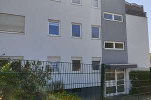 Vermietete Einzimmer-Wohnung mit Loggia und Parkplatz
für Kapitalanleger oder Selbstnutzung – 60388 Seckbach, Frankfurt am Main – Vorschaubild 2