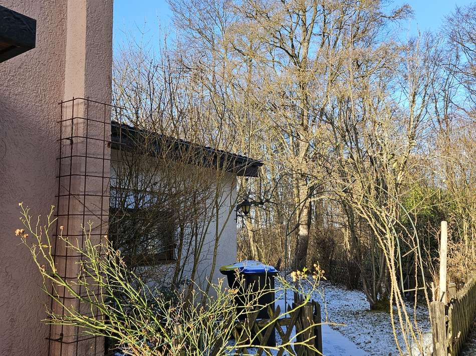 Vorderseite Garteneingang