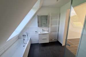 Besonderer Dachboden-Traum: Großes 3,5-Zimmer-Design-Refugium stadtnah im Grünen – Steinfurter Straße 351, 48159 Gievenbeck, Münster – Vorschaubild 7