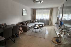 Helle 3-Zimmer-Wohnung mit Balkon, Stellplatz & guter Lage in Porz-Wahnheide