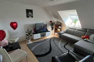 Großzügige 2 Zimmer Dachgeschoss-Wohnung in Essen-Frohnhausen zum 01.06.25! – Dahnstr. 18, 45144 Essen – Vorschaubild 1