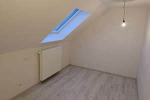 Kernsaniertes Einfamilienhaus (Doppelhaushälfte) mit Garten und Terrasse – Die vollständige Adresse der Immobilie erhältst du vom Anbieter., 50127 Bergheim – Vorschaubild 14