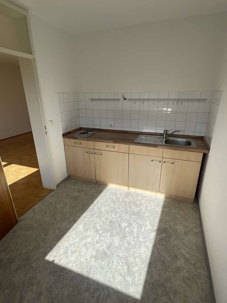 Immobilie in Augsburg - Kapitalanleger aufgepasst - Tolles Appartement über den Dächern von Augsburg - Bild 4