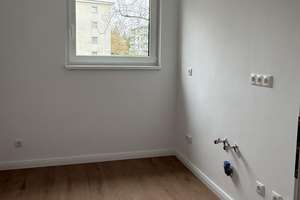 2 Zimmer Wohnung, moderniesiert, separate Küche, Garten, Parkplatz, ohne Provision, frei – Die vollständige Adresse der Immobilie erhältst du vom Anbieter., 13349 Wedding, Berlin – Vorschaubild 8