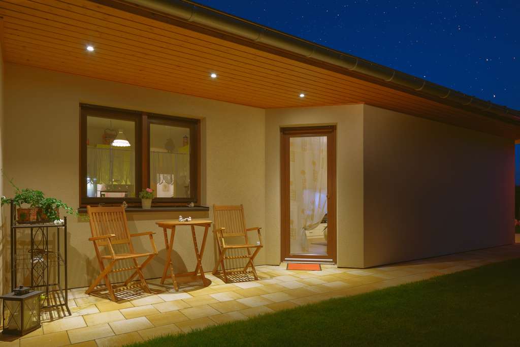 Immobilie in Wriezen - Aktionshaus ! Kleiner Bungalow in grüner Lage in Wriezen inklusive Grundstück und Baunebenkosten - Bild 0