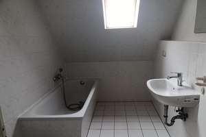 Tolle 2- Zimmerwohnung im Dachgeschoss- Villacher Siedlung - Dresden Laubegast – Krainer Straße 7, 1279 Laubegast, Dresden – Vorschaubild 6
