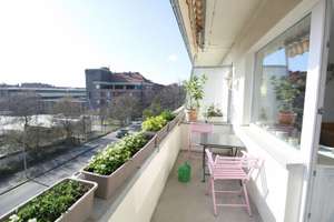 Charmante 1-Zimmer-Wohnung mit Balkon und Stellplatz im Englischen Viertel – Berlin-Wedding – Belfaster Straße 37, 13349 Wedding, Berlin – Vorschaubild 2