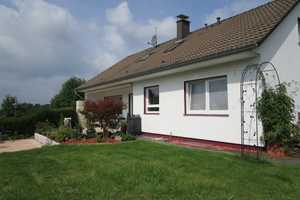 HENNEF Nähe, schönes freist. Einfamilienhaus mit ca. 200 m² WNfl. ca. 643 m² Grst., Garage, Keller – Rhein-Sieg-Kreis – Vorschaubild 1