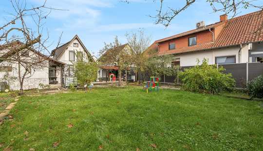 Bild von Familienhaus mit Zukunft – Wellness, Erweiterungspotenzial und Charakter