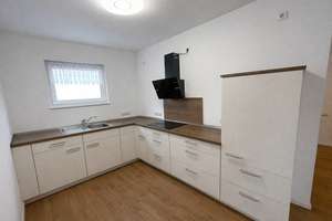 2-Zimmer Wohnung mit Balkon & Einbauküche