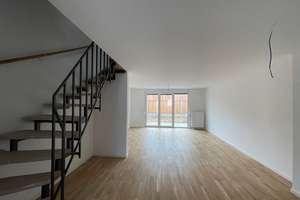 Schönes Reihenhaus in Wiesbaden-Erbenheim – Die vollständige Adresse der Immobilie erhältst du vom Anbieter., 65205 Erbenheim, Wiesbaden – Vorschaubild 2