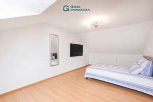 Elegantes Einfamilienhaus mit Wohlfühlcharakter – Die vollständige Adresse der Immobilie erhältst du vom Anbieter., 70437 Rot, Stuttgart – Vorschaubild 31