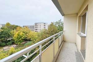 2-Raumwohnung in Olvenstedt – Johannes-Göderitz-Str. 53, 39130 Neu Olvenstedt, Magdeburg – Vorschaubild 1