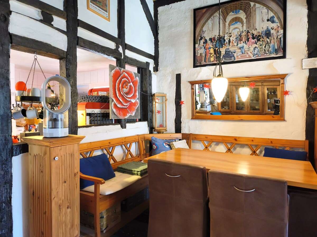 Immobilie in Amt Neuhaus - Historisches Fachwerkhaus auf großzügigem Grundstück in den Elbtalauen - Bild 2