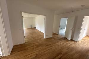 Leben am Wasser in extravaganter Lage - Imposante 4-Zimmer-Wohnung mit direktem Wasserblick – Julienne-Trouet-Platz 33, 30453 Limmer, Hannover – Vorschaubild 6