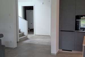 Neuwertiges 8-Zimmer Haus mit 180 m² in Jülich mit Einbauküche – Sandweg 46, 52428 Jülich – Vorschaubild 5