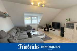 Gepflegte 2-Zimmerwohnung im Dachgeschoss mit Stellplatz in guter Lage von Oldenburg-Osternburg – Oldenburg (Oldenburg) – Vorschaubild 1