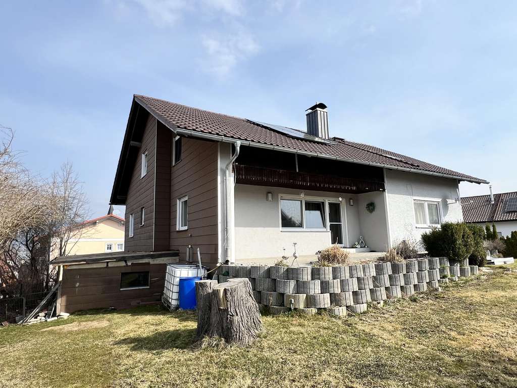 Immobilie in Breitenberg - Viel Platz für die große Familie - EFH im Ortskern von Breitenberg - Bild 4