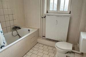Frei zum Selbstbezug ! Sonnige 2- Raum- ETW mit Balkon in Duisburg - Hüttenheim - provisionsfrei ! – An der Batterie 15, 47259 Hüttenheim, Duisburg – Vorschaubild 16