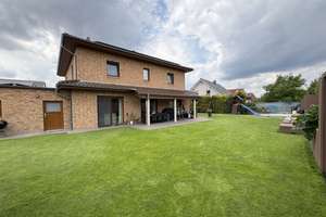 Geräumiges, 7-Raum-Einfamilienhaus mit gehobener Innenausstattung in Isenbüttel – Die vollständige Adresse der Immobilie erhältst du vom Anbieter., 38550 Isenbüttel – Vorschaubild 29