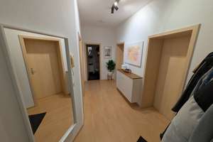Schöne Altbau Wohnung in top Lage sucht Nachmieter 