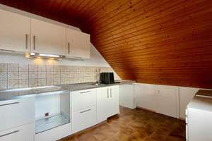 Wohnen mit Charakter: Vier-Zimmer-Dachgeschosswohnung in Carlsberg – Poststr. 16a, 67316 Carlsberg – Vorschaubild 8
