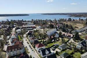 Exklusive Villa mit luxuriöser Maisonette-Wohnung & 2 Ferienwohnungen & vermieteter Gewerbeeinheit – Die vollständige Adresse der Immobilie erhältst du vom Anbieter., 17192 Waren (Müritz) – Vorschaubild 6