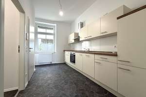 ++ SANIERTE EG-WOHNUNG mit EINBAUKÜCHE + WASCHMASCHINE ++ – Honsberger Str. 85 EG rechts, 42853 Altstadt, Remscheid – Vorschaubild 3
