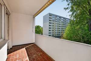 Wohnqualität im Grünen: Helle Eigentumswohnung mit Balkon und Garage! – Die vollständige Adresse der Immobilie erhältst du vom Anbieter., 76228 Durlach, Karlsruhe – Vorschaubild 11