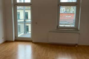 *2 Zimmer & Balkon in ruhigem Hinterhaus* ab 15.08.2026 – Stockartstraße 21, 4277 Connewitz, Leipzig – Vorschaubild 3