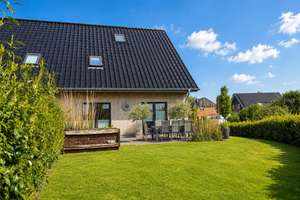 Moderne Doppelhaushälfte mit Garten, Dachstudio und hochwertiger Einbauküche in Wees – Marrensmoor 10a, 24999 Wees – Vorschaubild 2