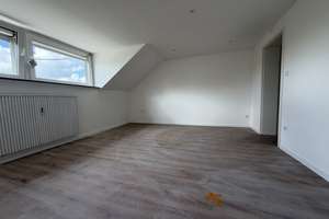Kernsarnierte Maisonettewohnung in Bettrath-Hoven zu vermieten – Die vollständige Adresse der Immobilie erhältst du vom Anbieter., 41066 Bettrath-Hoven, Mönchengladbach – Vorschaubild 4