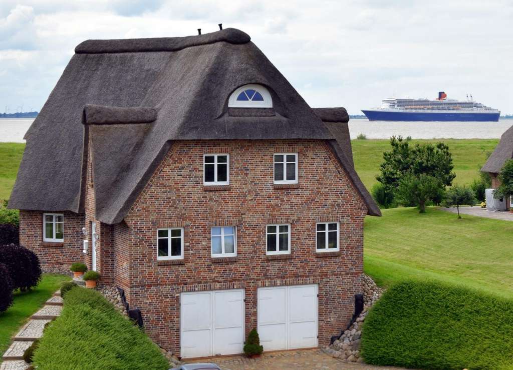 Immobilie in Glückstadt - Reetgedecktes Warfthaus mit Elbblick in traumhafter Lage - Bild 3