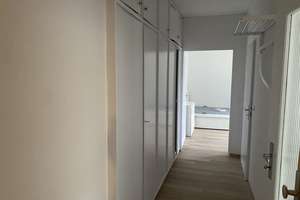 ** Studieren in Karlsruhe = Möblierte 1- Zimmer Wohnung mit Balkon unweit der Uni – Kreuzstr. 3, 76133 Innenstadt-Ost, Karlsruhe – Vorschaubild 2