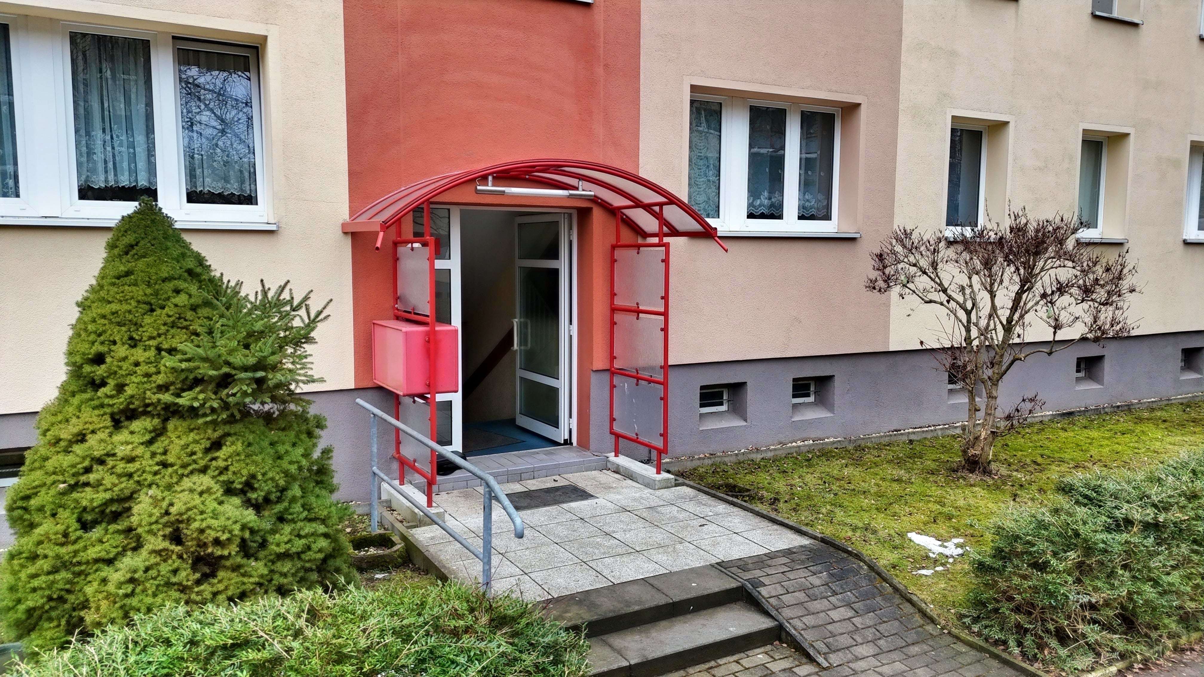 Reserviert_Wohnung mit Balkon und TG Stellplatz frei & sofort verfügbar, Jena – Bild 2