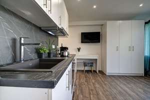 MÖBLIERT - MODERN UND ZENTRAL  Business-Apartment im Echaz Center Reutlingen – Die vollständige Adresse der Immobilie erhältst du vom Anbieter., 72764 Reutlingen-Mitte, Reutlingen – Vorschaubild 16