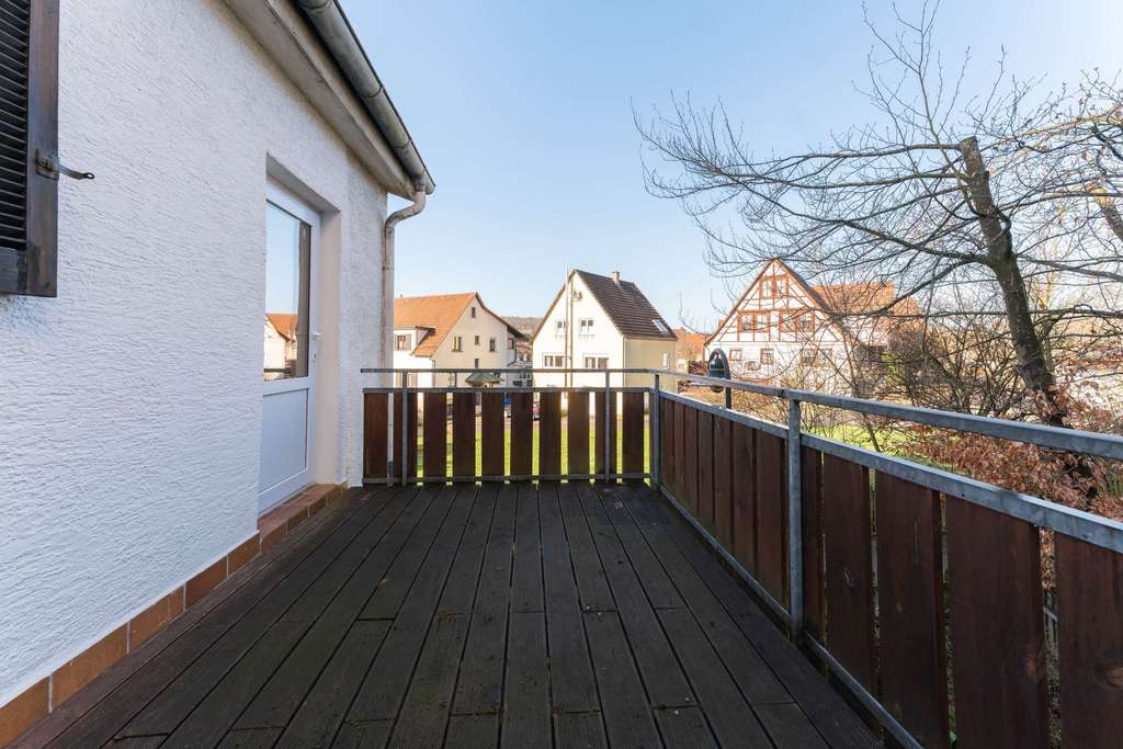 Immobilie in Dettenhausen - Einfamilienhaus mit Potenzial – Verwirklichen Sie Ihren Wohntraum in Dettenhausen - Bild 4