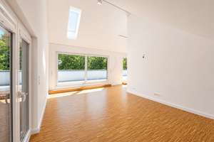 Exklusiver Erstbezug: Luxus Hausfeeling auf 2 Ebenen mit EBK, Garten, Garage & moderner Technologie – Die vollständige Adresse der Immobilie erhältst du vom Anbieter., 12307 Lichtenrade, Berlin – Vorschaubild 2