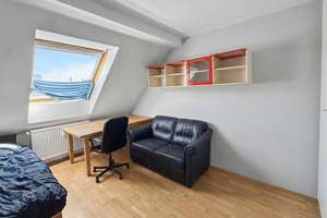 Ausbau ca. 2001: Lichtdurchflutete 3,5-Zimmer-Maisonettewohnung mit zwei Dachterrassen in Dortmund – 44139 Ruhrallee, Dortmund – Vorschaubild 13