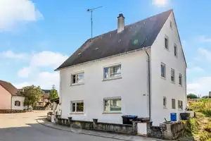 Traumhaftes Ein-/Zweifamilienhaus in Lehrensteinsfeld – Großzügiges Wohnen für die ganze Familie! – Heilbronn (Kreis) – Vorschaubild 1