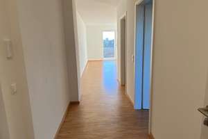 Moderne Maisonette-Wohnung zur Miete mit Balkon in Lüneburg - Wentzel Dr. – Ilmenaugarten 81, 21337 Kaltenmoor, Lüneburg – Vorschaubild 10