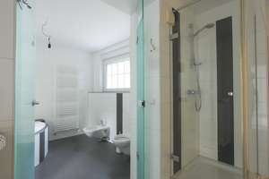 Luxuriös Saniertes Ein/ Zweifamilienhaus – Die vollständige Adresse der Immobilie erhältst du vom Anbieter., 58095 Mittelstadt, Hagen – Vorschaubild 4