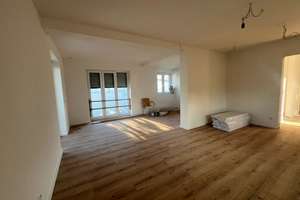 Barrierefrei, großzügige  2 Zimmer, Küche, Bad, mit 2 Balkonen  in Kurparknähe – Die vollständige Adresse der Immobilie erhältst du vom Anbieter., 65189 Nordost, Wiesbaden – Vorschaubild 3
