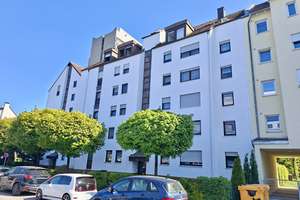 Hier können Sie einziehen! gemütliche 4 ZKB-Wohnung mit Dachterrasse und TG-Stellplatz! – Die vollständige Adresse der Immobilie erhältst du vom Anbieter., 86167 Lechhausen-Ost, Augsburg – Vorschaubild 3