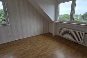 Sehr helle schöne 3 Zimmerwohnung im Dachgeschoss! – Windmühlenstrasse 17, 47229 Duisburg – Vorschaubild 3