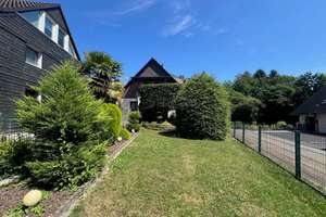 Ein Haus mit vielen Möglichkeiten – Zweifamilienhaus in begehrter Lage von Solingen-Gräfrath – Die vollständige Adresse der Immobilie erhältst du vom Anbieter., 42653 Gräfrath, Solingen – Vorschaubild 3